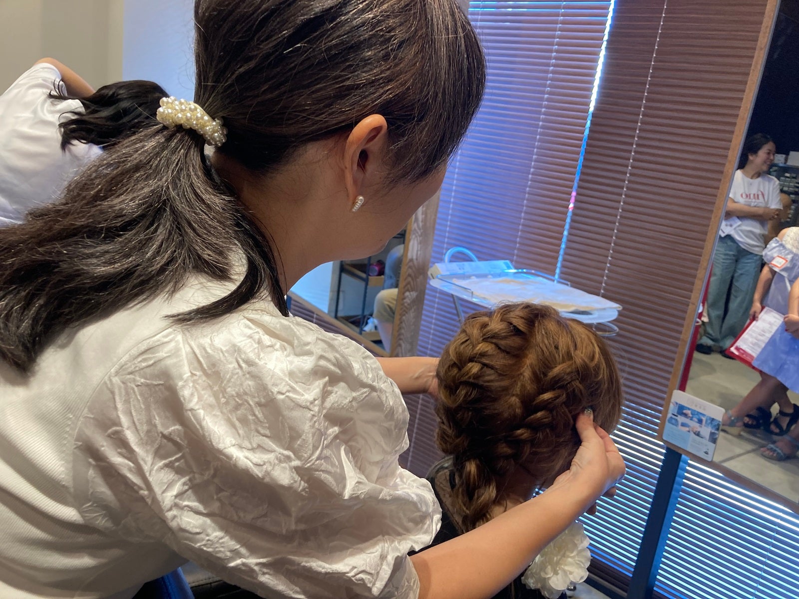 「HAIR TOUCH YOU のばせば届く。～医療用ウィッグプログラム～」取り組みの例（2024年開催 夏休みの親子参加型ワークショップ／提供素材）