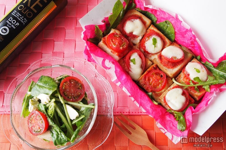 ☆「ルッコラのカプレーゼサラダ→ミニ　ピッツァ」