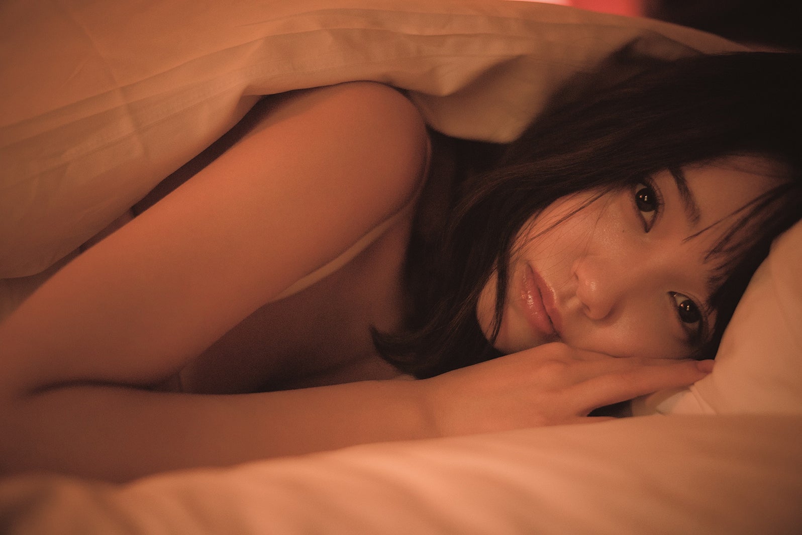 加藤玲奈初ソロ写真集「誰かの仕業」より（宝島社／撮影：中村和孝）