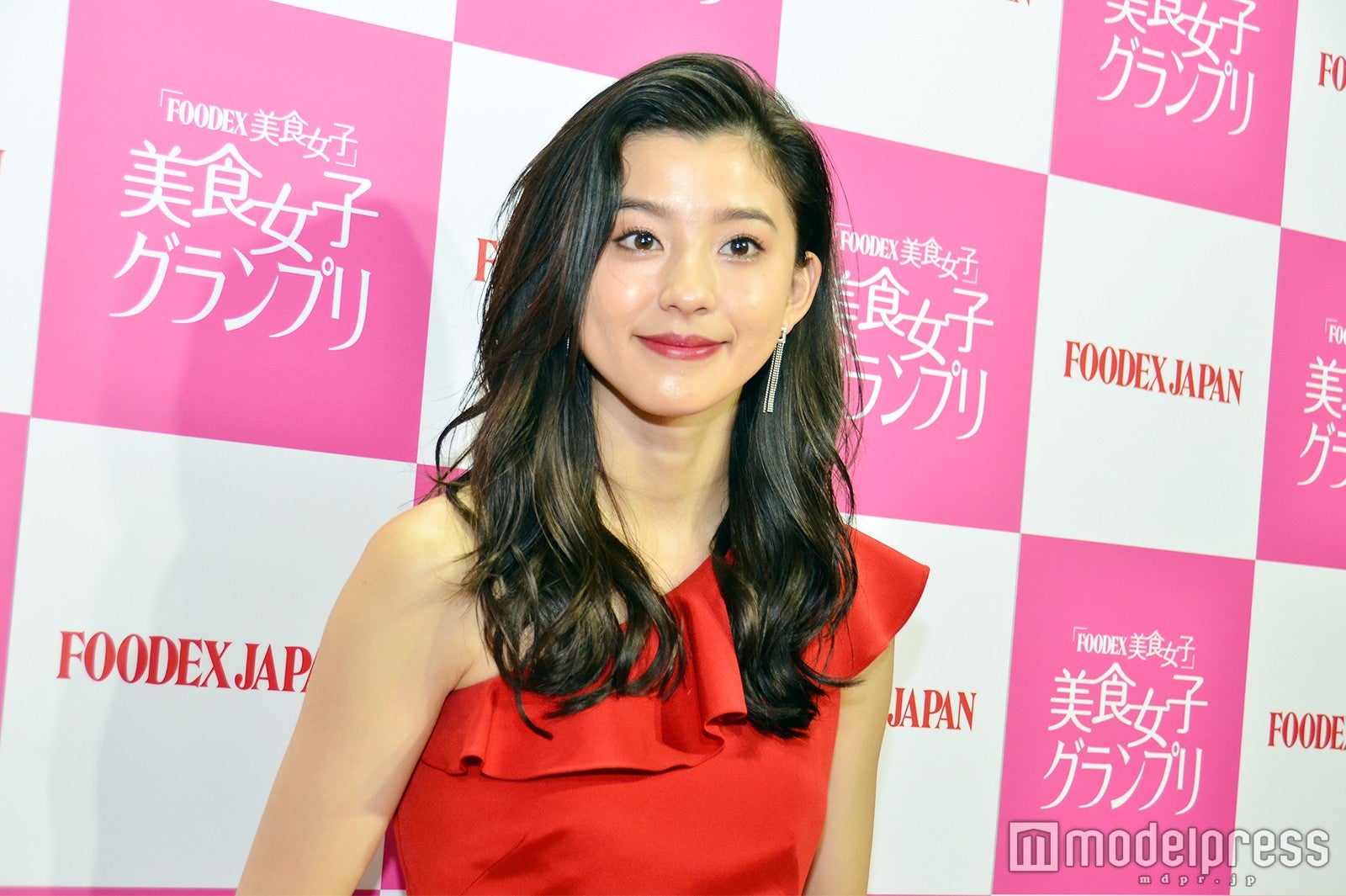 朝比奈彩（C）モデルプレス