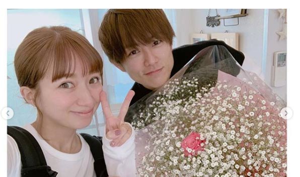 辻希美、杉浦太陽の“毎年恒例”ホワイトデープレゼントに感激「自慢の旦那」