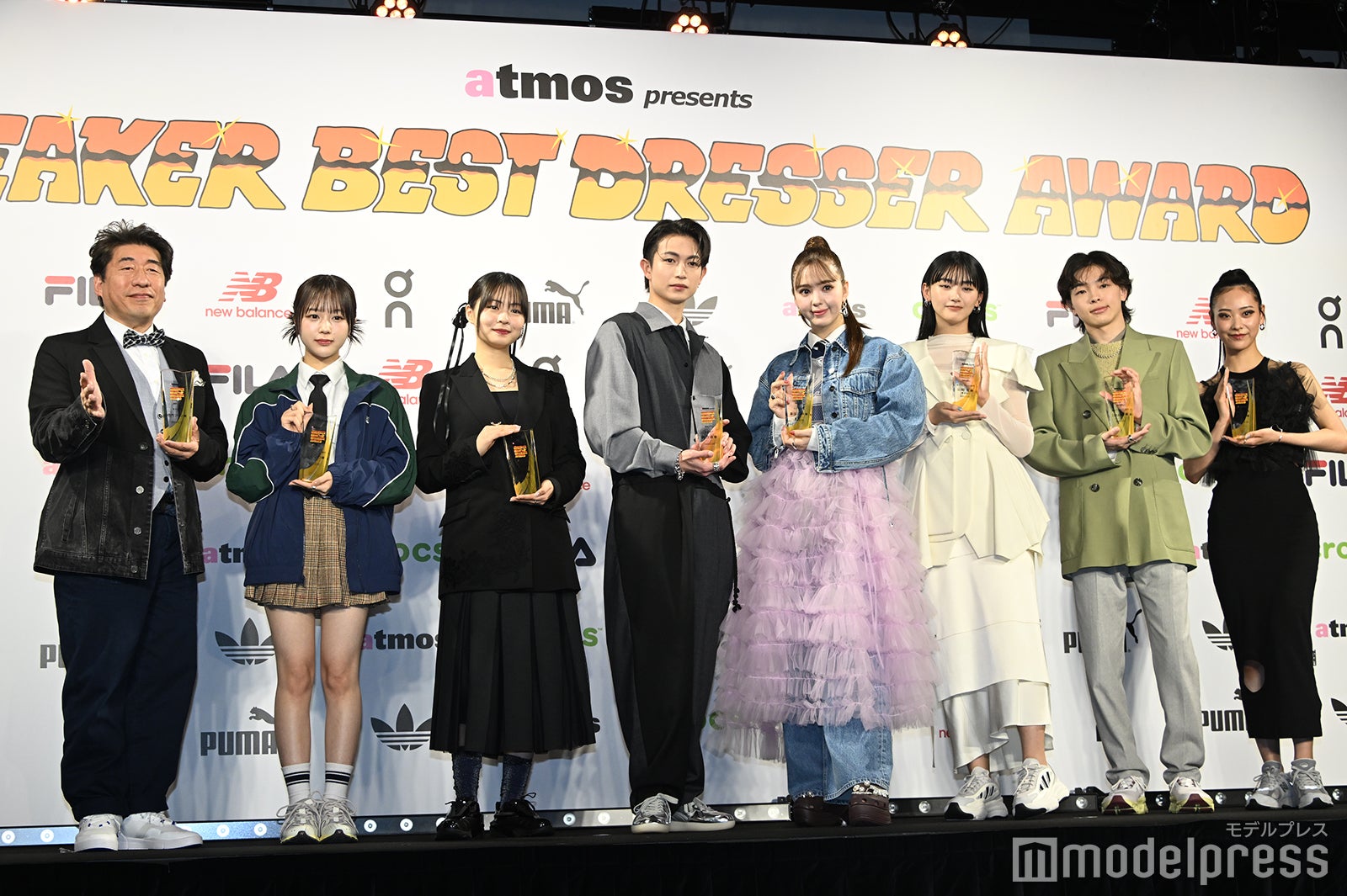 （左から）寺門ジモン、なえなの、莉子、綱啓永、藤田ニコル、山崎天、imase、Miyu（C）モデルプレス