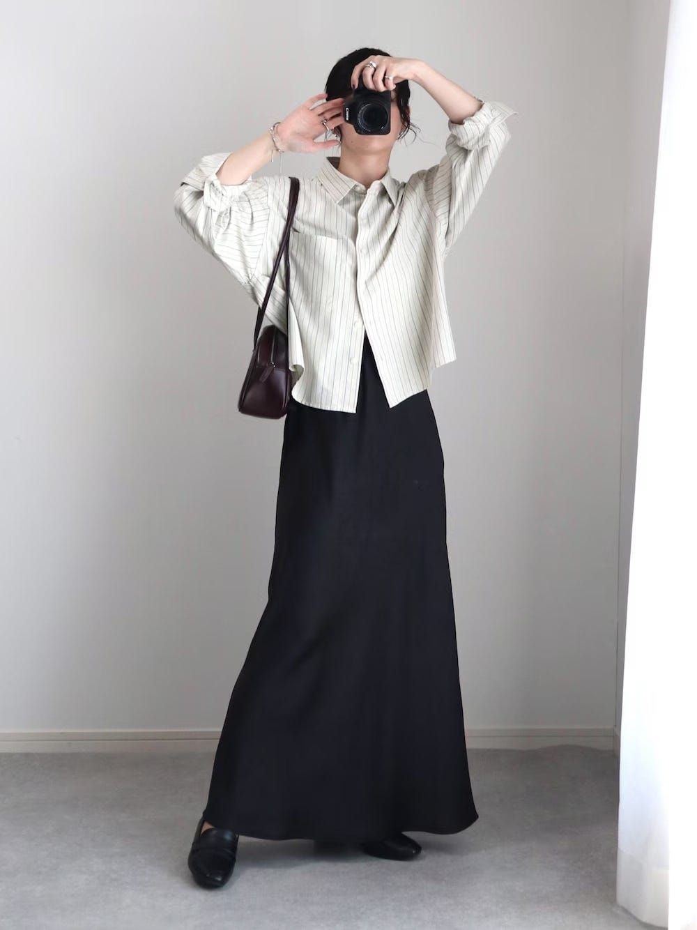 ショート丈のため一枚で今っぽく見えます 出典:WEAR