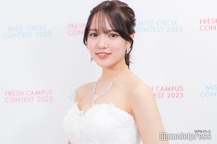 粕谷亜理紗(C)モデルプレス