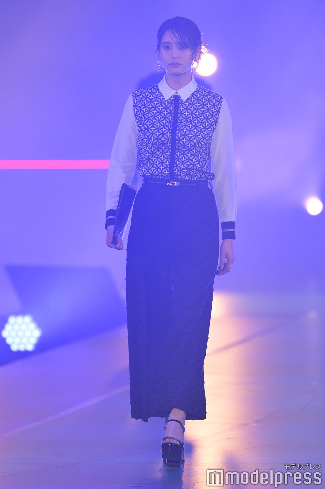 山崎紘菜（C）モデルプレス