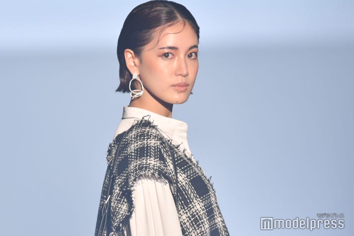 藤井夏恋(C)モデルプレス