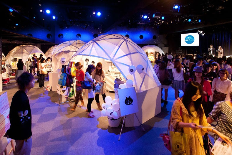 「ラフォーレファッションウィーク'11」より