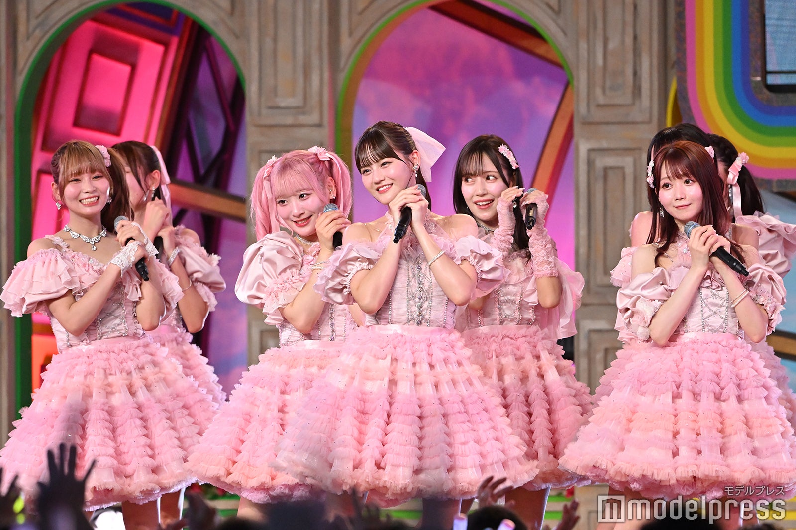 ＝LOVE（C）モデルプレス