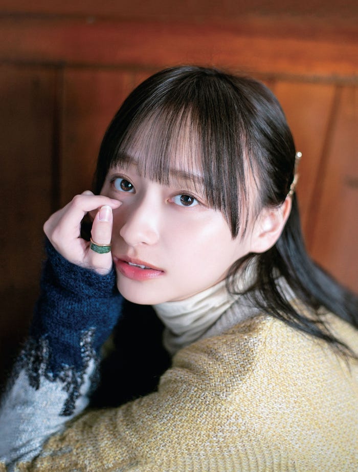 影山優佳/撮影:新津保建秀(扶桑社刊)