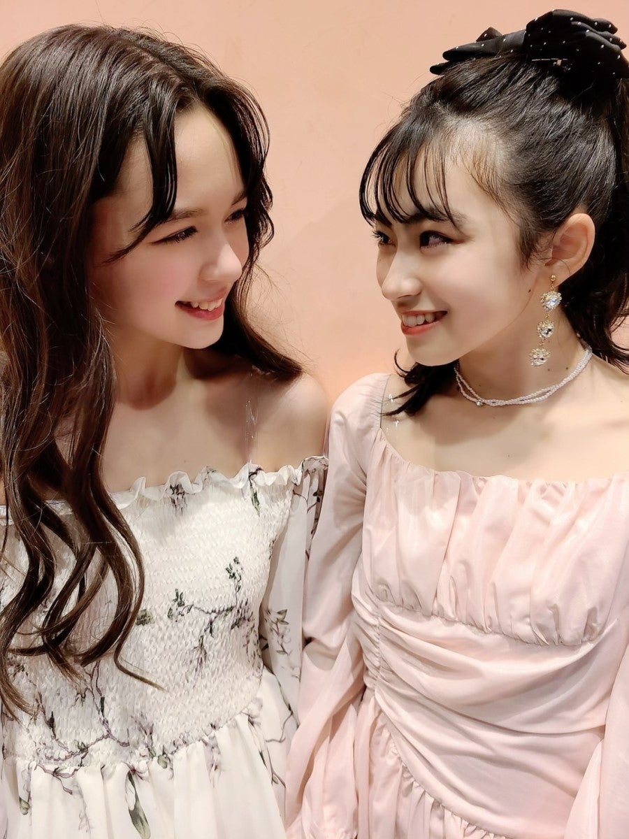 （左から）星名ハルハ、白水ひより「ニコ☆プチ」卒業オフショット（提供写真）