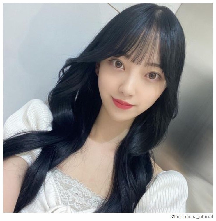 堀未央奈、暗色ロングヘアにイメチェン「ロング待ってた」「プリンセスみたい」の声