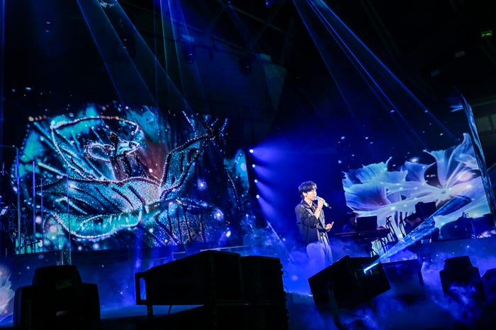 ドヨン(C)田中聖太郎写真事務所