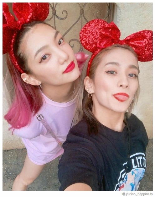 E-girls須田アンナ＆YURINO、双子コーデに「真似したい」「おしゃれ可愛い」と反響