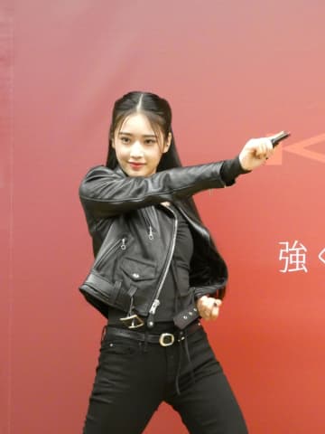 天翔天音 仮面ライダー1号の父・藤岡弘、との変身ポーズ共演に感激「一生忘れられない瞬間」