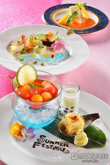 「シルクロードガーデン」ランチコース ¥4120(C)Disney