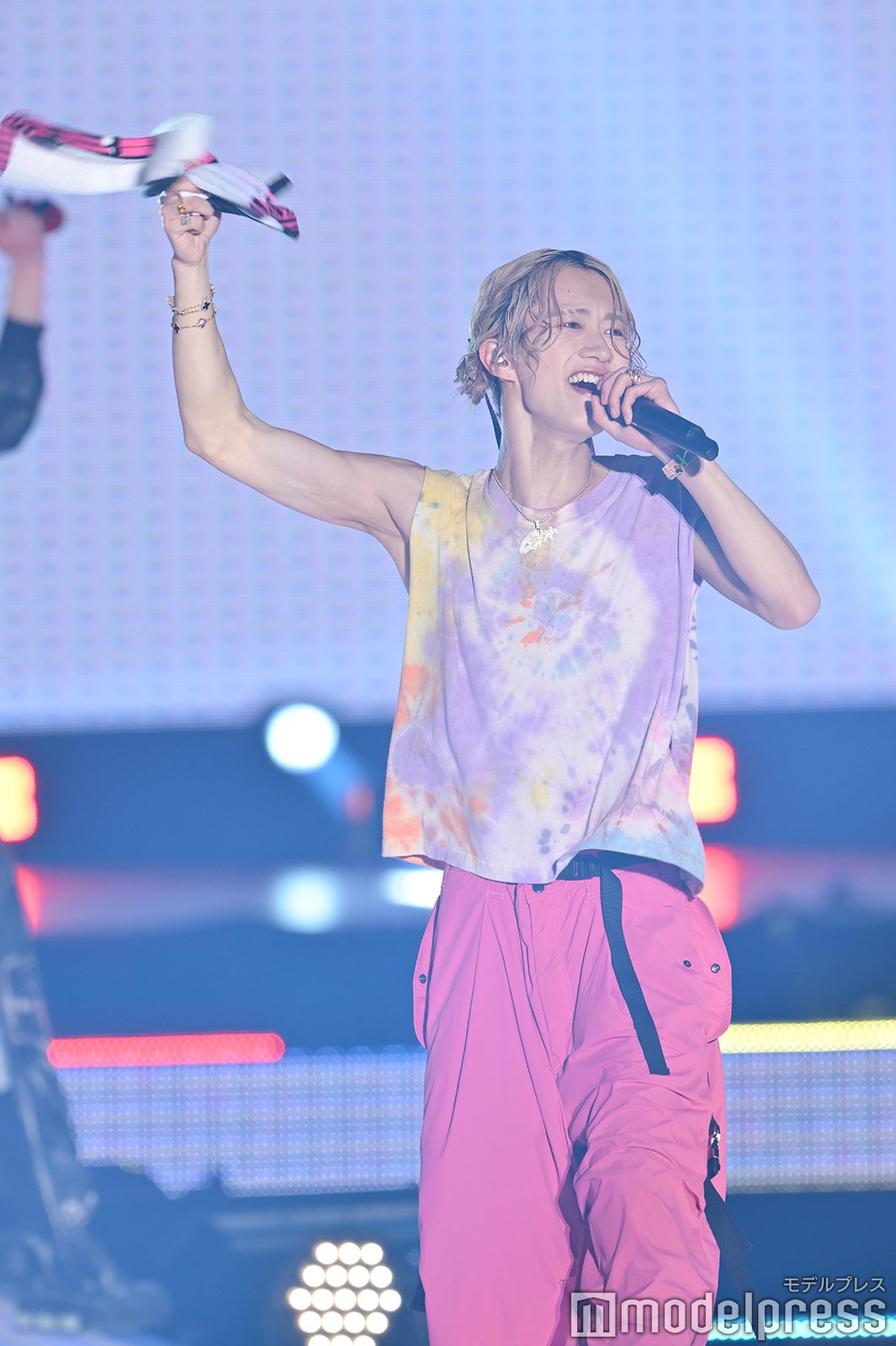 MORRIE／BUDDiiS（C）モデルプレス