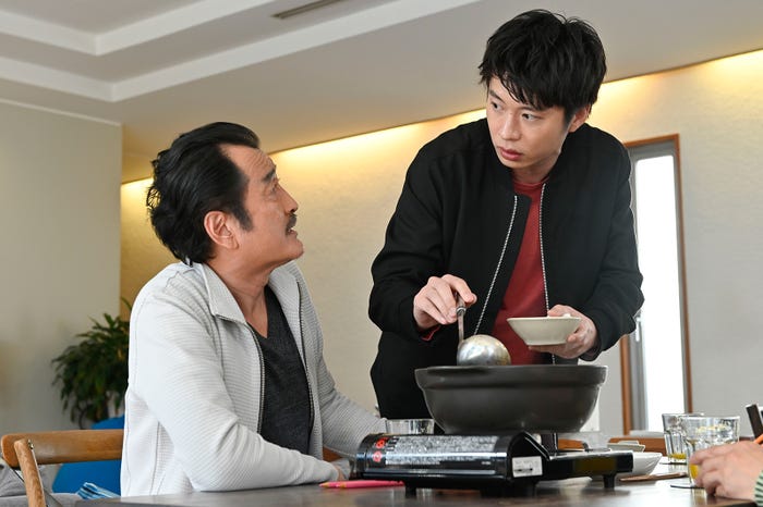 吉田鋼太郎、田中圭/「おっさんずラブ-in the sky-」第4話より(C)テレビ朝日