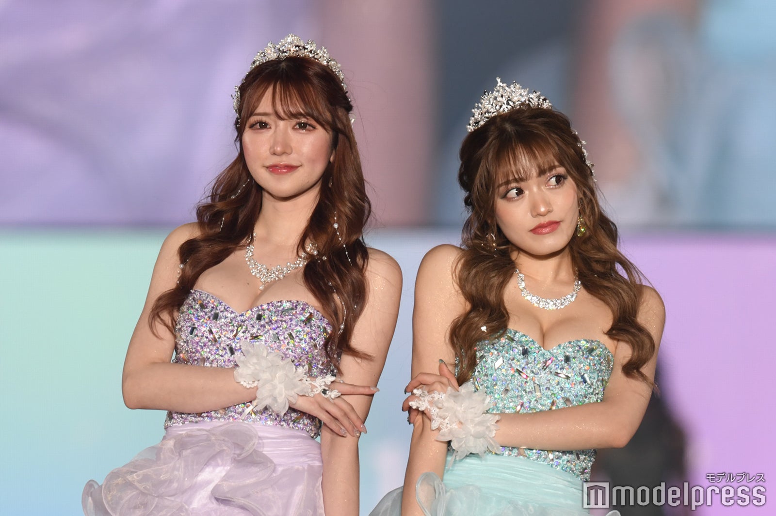 （C）モデルプレス