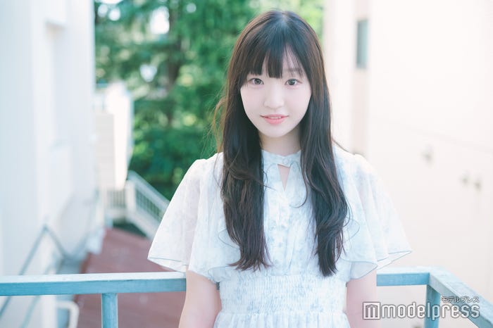 小峰萌楓さん(C)モデルプレス