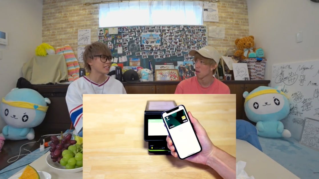 使うときはスマホをかざすだけ（YouTube動画より）