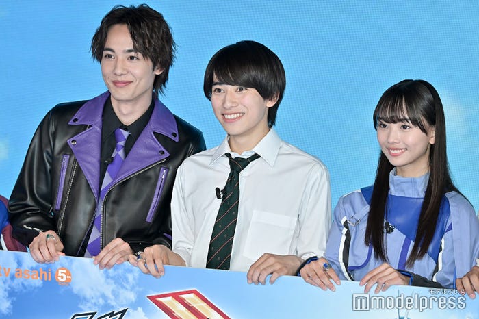 藤林泰也、本島純政、松本麗世(C)モデルプレス