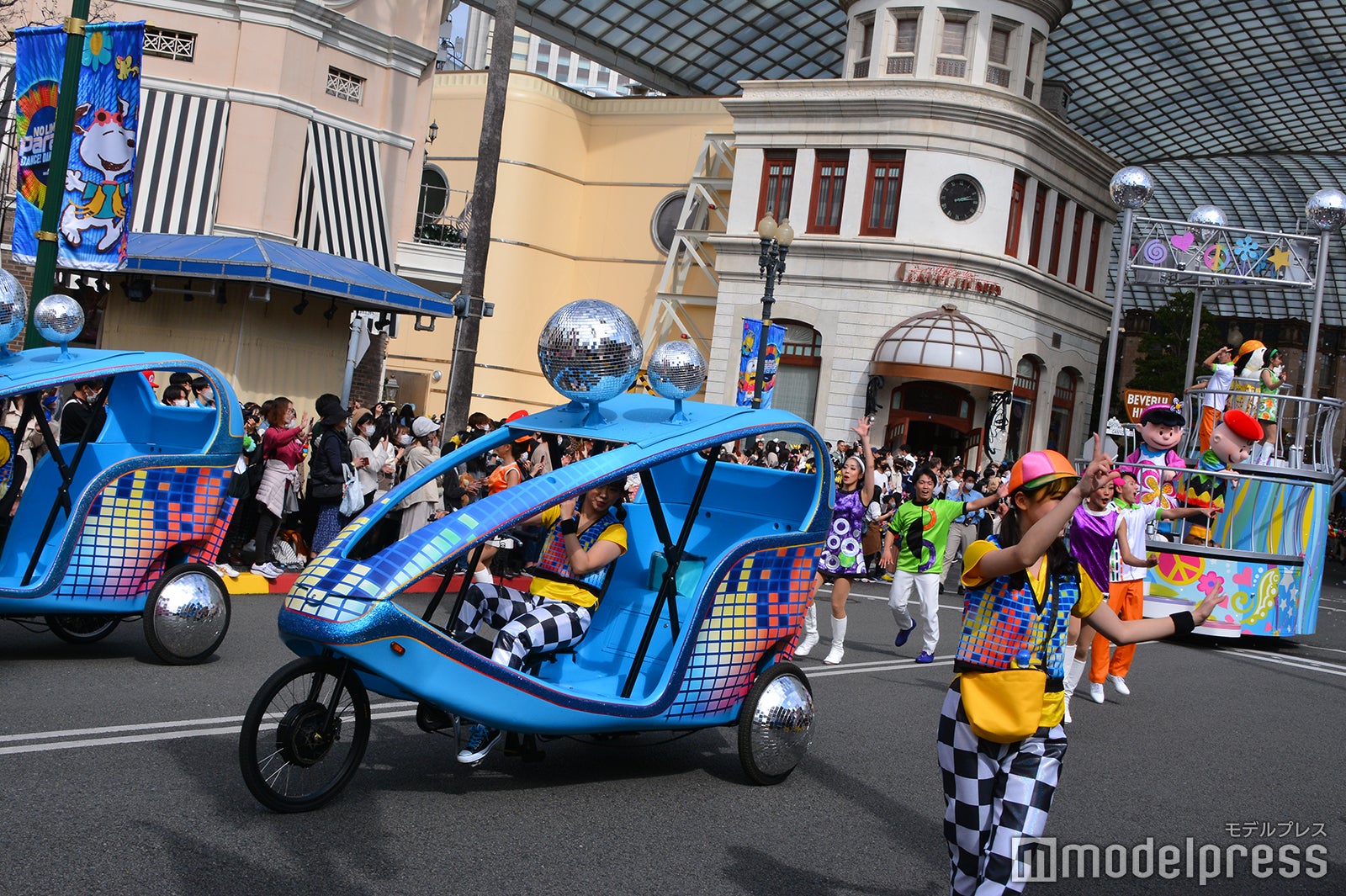 NO LIMIT！パレード（C）モデルプレス