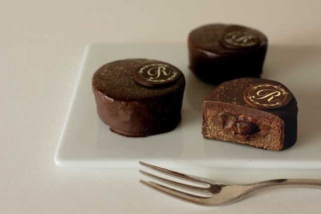 買えるのは宝塚・花組公演期間だけ♡