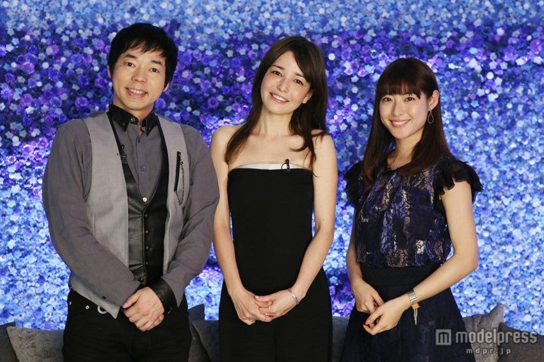 （写真中央）梨花、（左から）番組MCの今田耕司、瀧本美織（C）NTV
