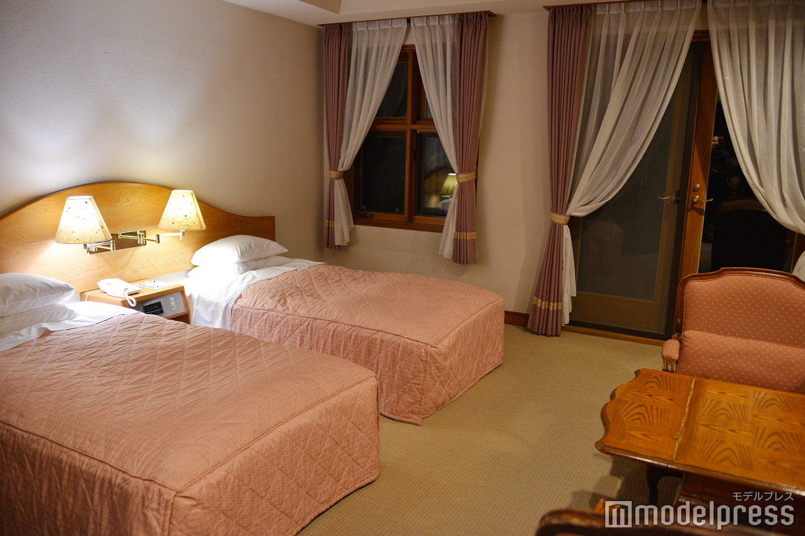 名門ホテルらしいクラシカルな内装（C）モデルプレス