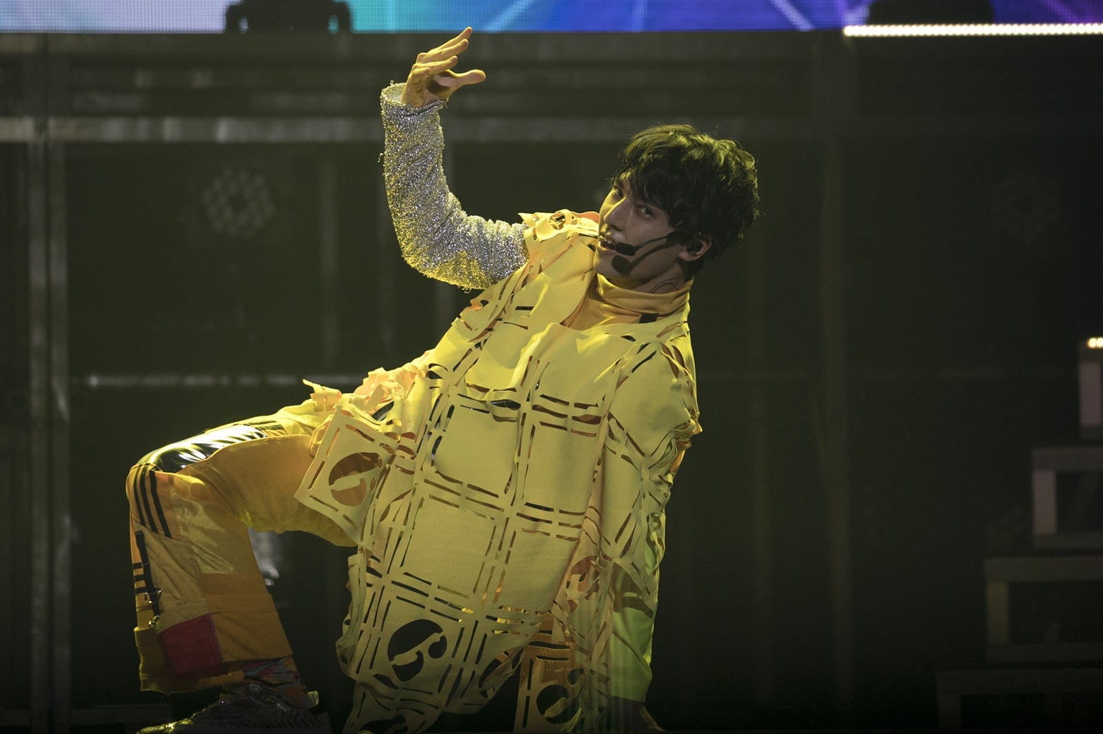 ユースケ／日本武道館公演より（写真提供：スターダストレコーズ）