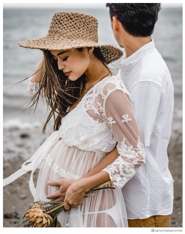 出産間近・佐野真依子（さのまい）、大きなお腹のマタニティフォト公開“ギャル界のカリスマ”モデル