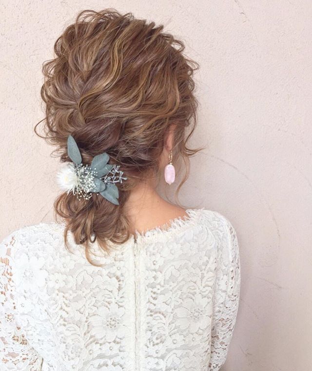 画像13 17 結婚式に出席する母親の洋装に合わせる髪型特集 上品で華やかなおすすめヘアー モデルプレス