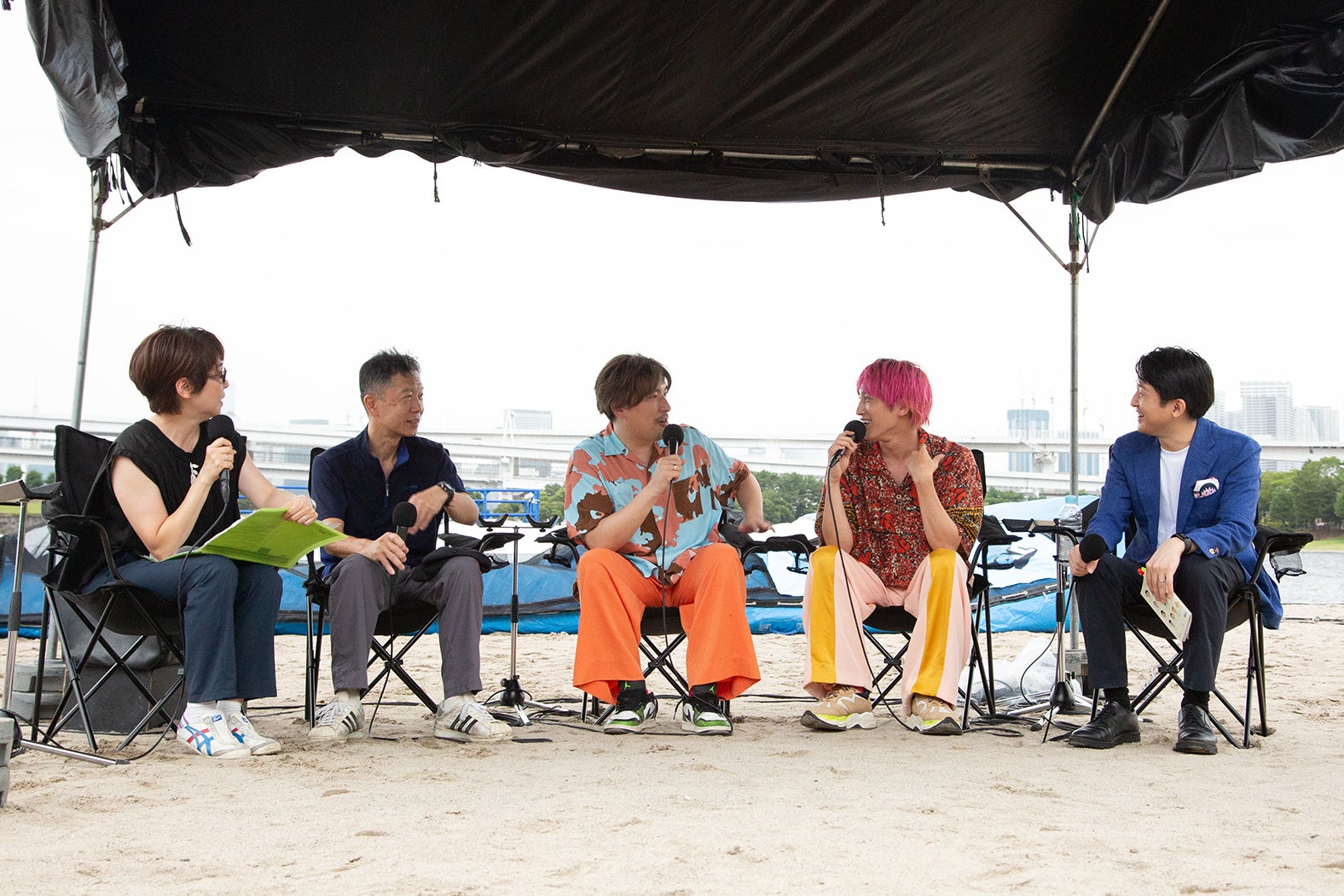 ⻄⼭喜久恵（フジテレビアナウンサー）、⾼⽊淳監督、EXIT、清⽔章弘氏「PARK CINEMA FESTIVAL in お台場海浜公園」（提供写真）