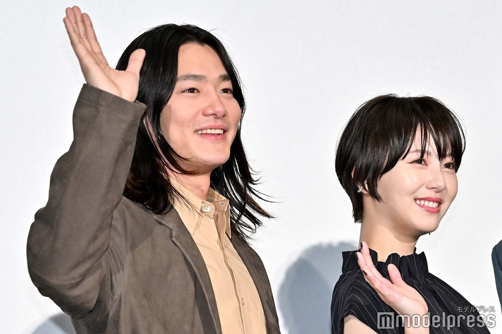 野村周平、浜辺美波（C）モデルプレス