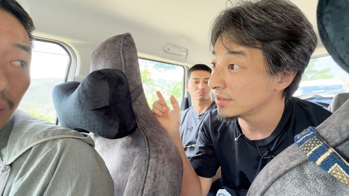 東出昌大、ひろゆき「世界の果てに、くるま置いてきた」#11(C)AbemaTV,Inc.