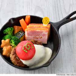 コックカワサキのミートプレート with まるごとマキシムトマト1,980円※17時から限定 (提供画像) (提供画像)