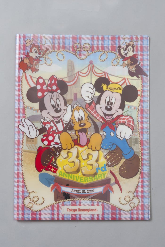 ダブルポケットホルダー¥360(C)Disney