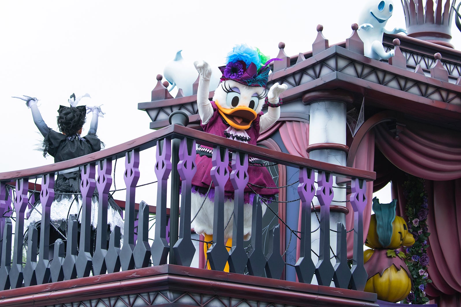 「スプーキー“Boo！”パレード」（C）Disney