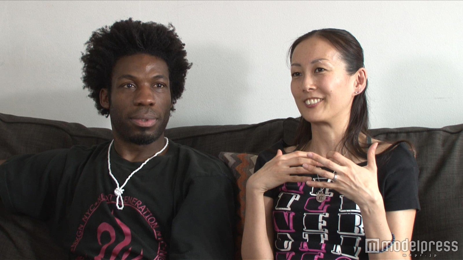 シノブさんと夫・シーボさん／画像提供：毎日放送