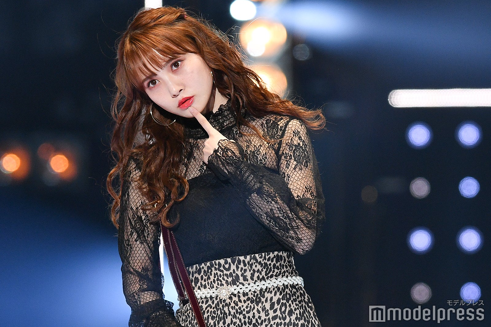 日向坂46加藤史帆、キュートなポーズに黄色い歓声＜TGC2019A／W＞