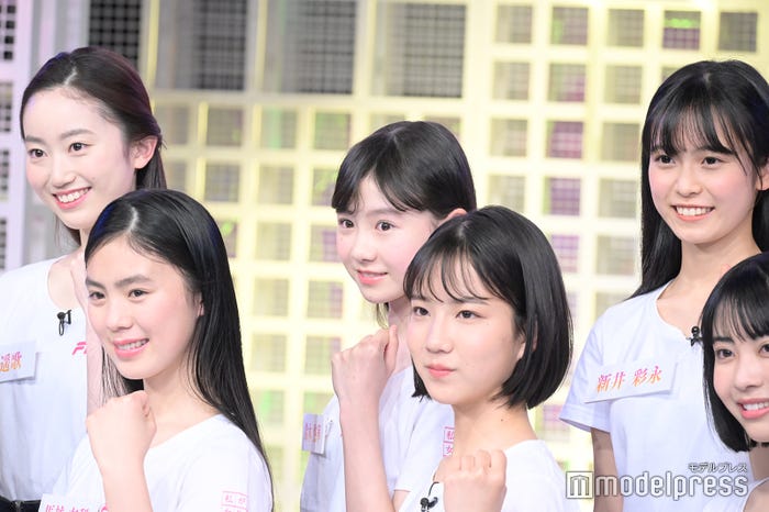 (前列左から)馬越友梨、大橋小春、大嵩愛花(後列左から)奥遥歌、鈴木悠華、新井彩永 (C)モデルプレス