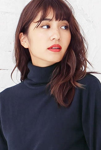 選べるタートル・U・Vネック「神戸レタス」1,590円（税込）／画像提供：神戸レタス