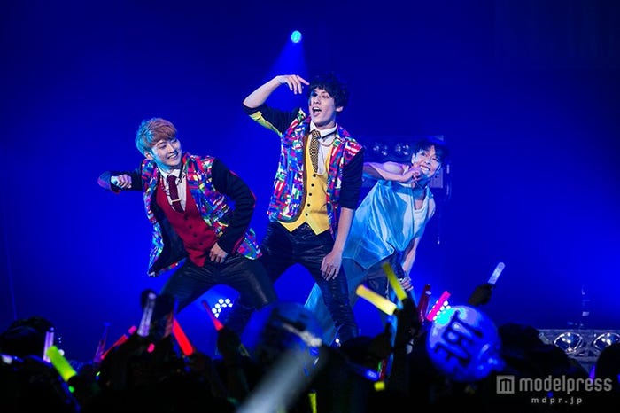 超特急がTRFとコラボ