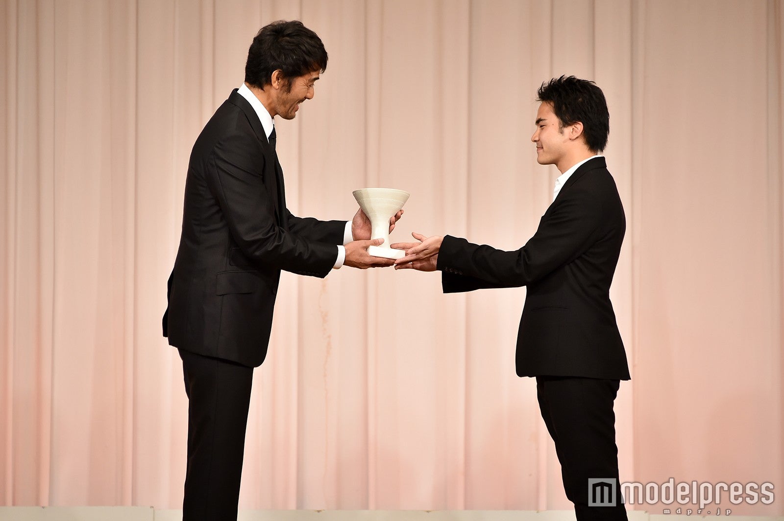 阿部寛、三船力也（C）モデルプレス