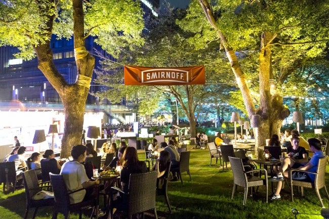 スミノフ ミッドパーク カフェ／画像提供：東京ミッドタウンマネジメント