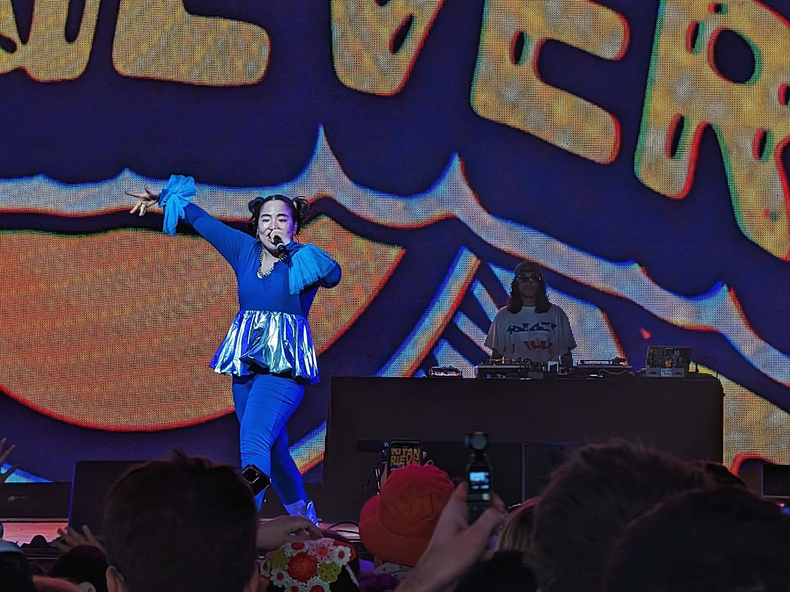 ゆりやんレトリィバァ「コーチェラ」サプライズ登場 日本芸人初出演＆歌詞変更の粋な演出話題「かましてる」「才能の塊」