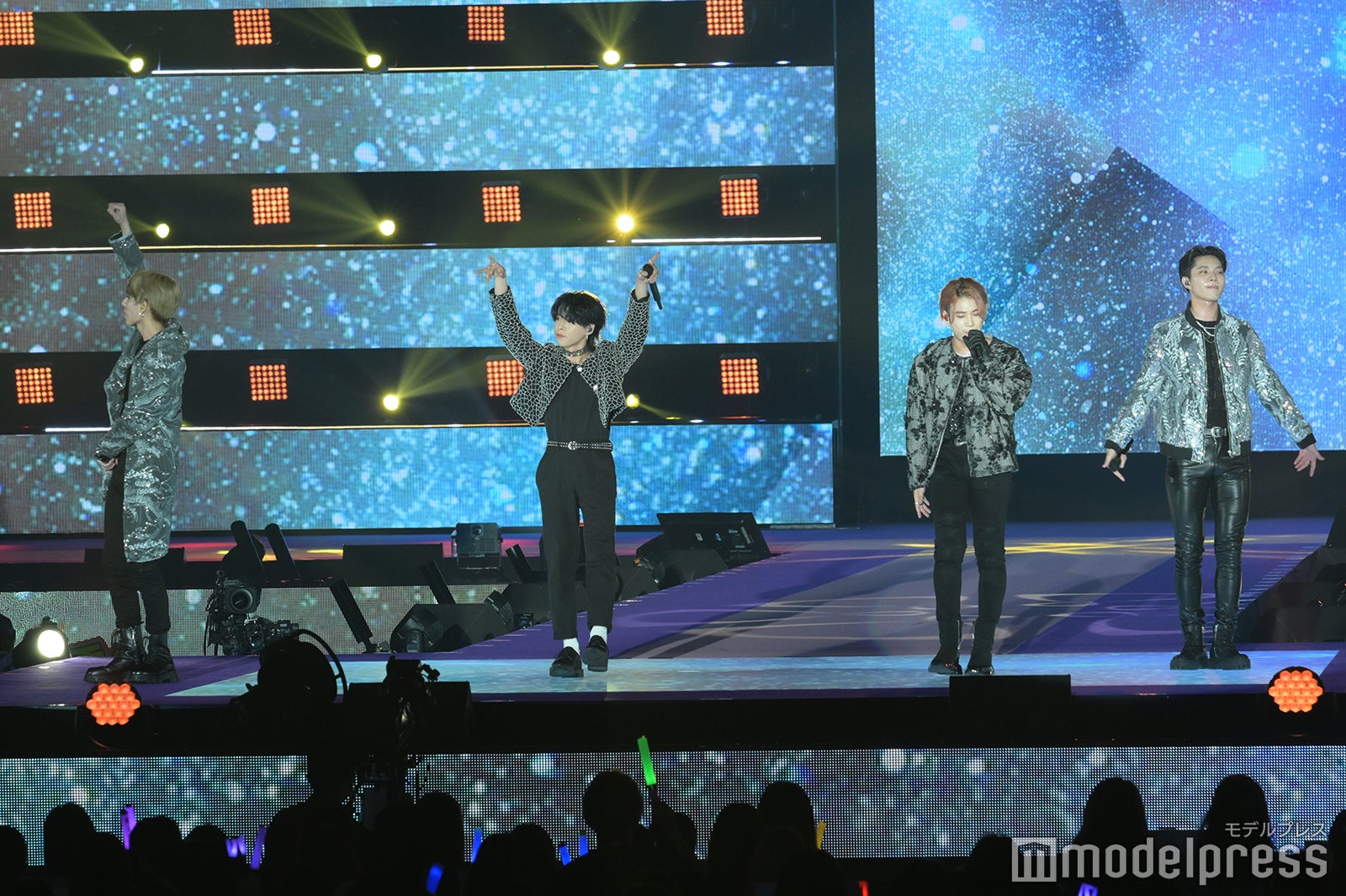 （C）モデルプレス