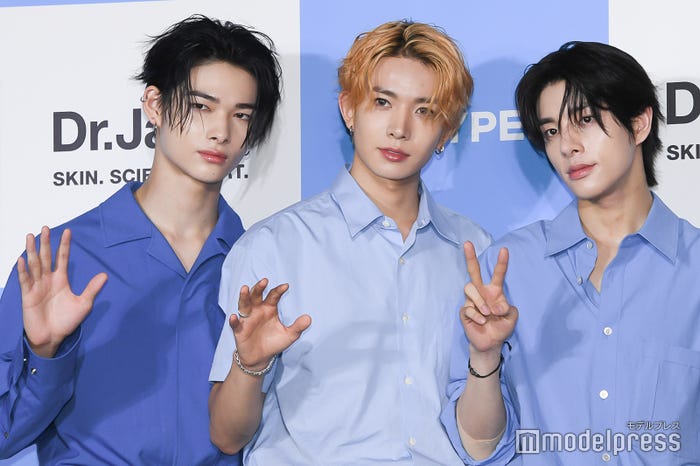 NI-KI(ニキ)、HEESEUNG(ヒスン)、JAKE(ジェイク)(C)モデルプレス