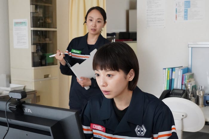 夏帆「ブルーモーメント」第6話より(C)フジテレビ