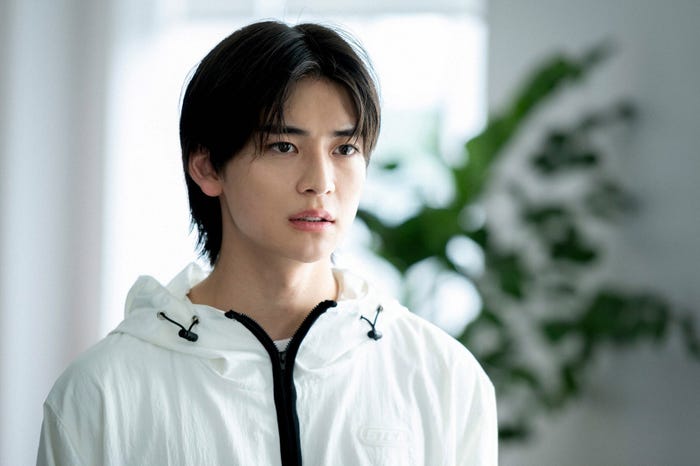 高橋文哉「君の花になる」第1話より(C)TBS